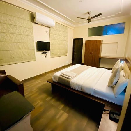 Hotel Mock Orange Джапур Экстерьер фото